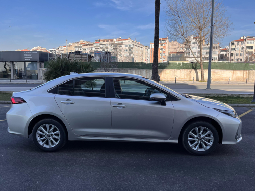 Toyota Corolla Otomatik – Hem Ekonomik Hem Güçlü Otomatik Sürüş